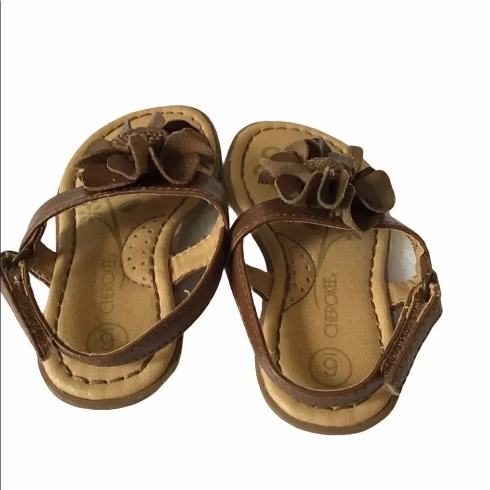 Cherokee Leather Flower Thong Sandal